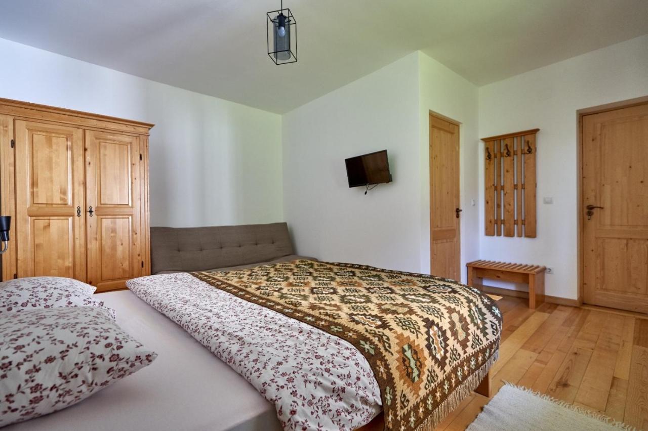 Anahouse Hotel Viseu de Sus Ngoại thất bức ảnh